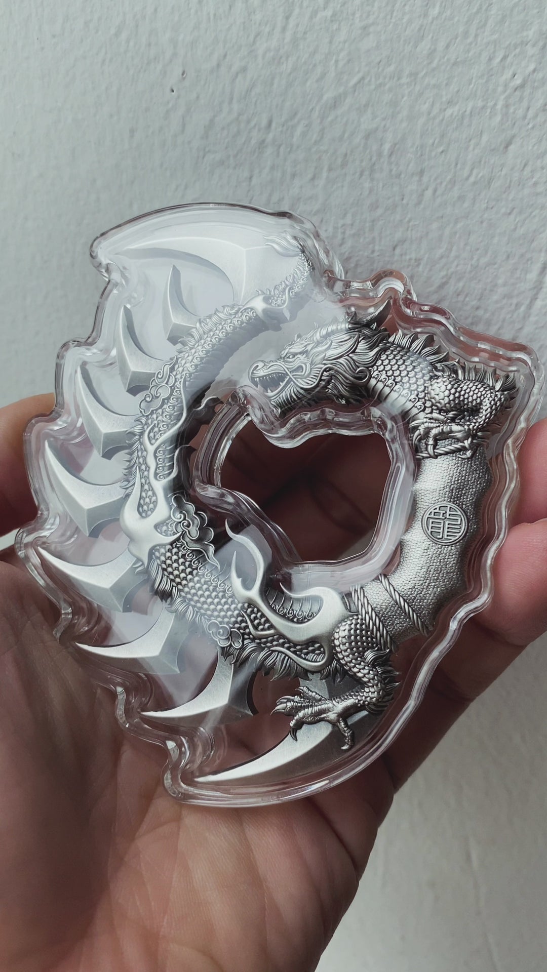 video of the dragon claw knife silver coin